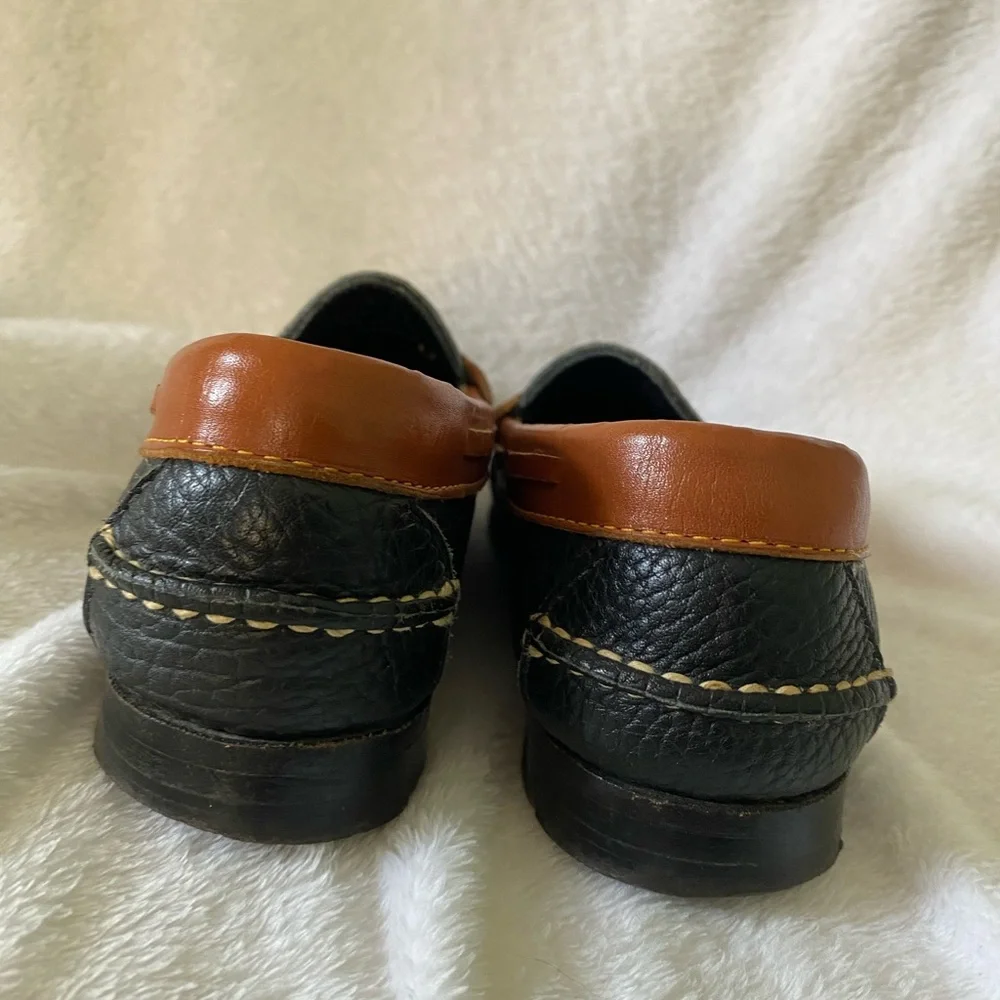 Dooney and Bourke Navy and Tan Pebbled Loafers 8.5 Two Tone Driving Moc Flats - Picture 5 of 8